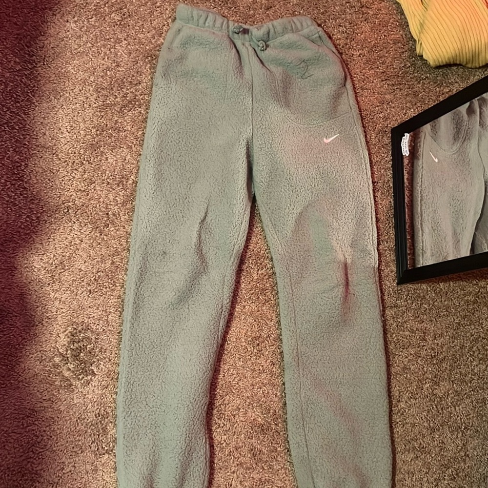 Nike joggers